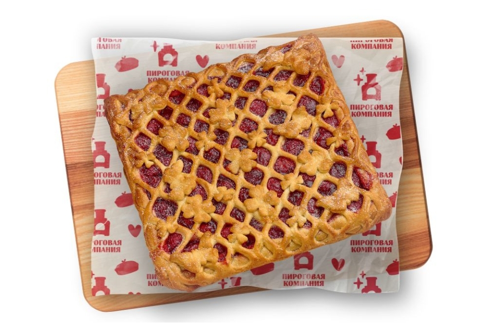 купить пирог с вишней и клубникой - пироговая компания