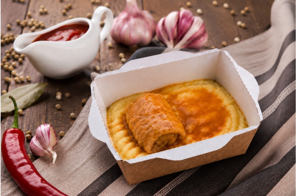 купить голубцы с мясом и рисом с картофельным пюре - пироговая компания