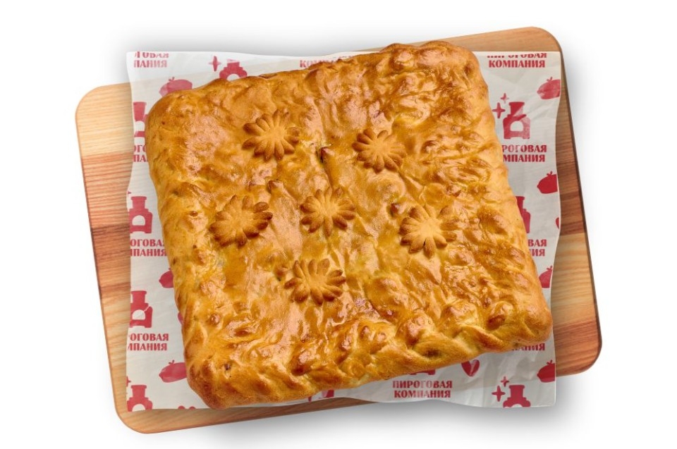 купить пирог с курицей, сыром и зелёным луком - пироговая компания